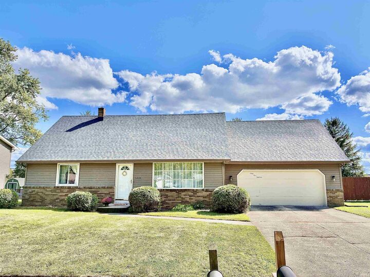 Property Photo: 6418 Ashbrook Drive IN 46835