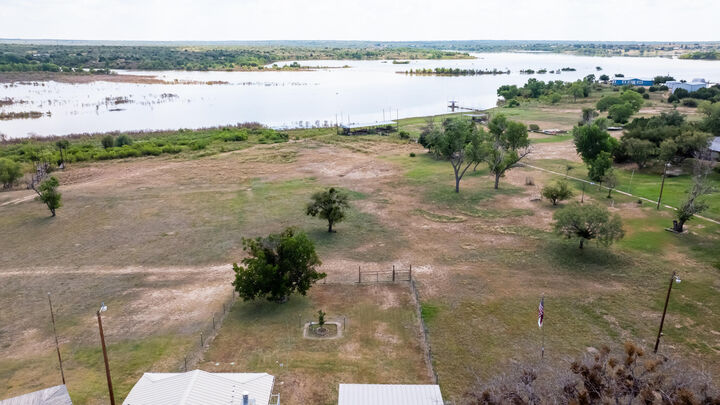 Property Photo:  254 Llano Estacado Rd  TX 79370 