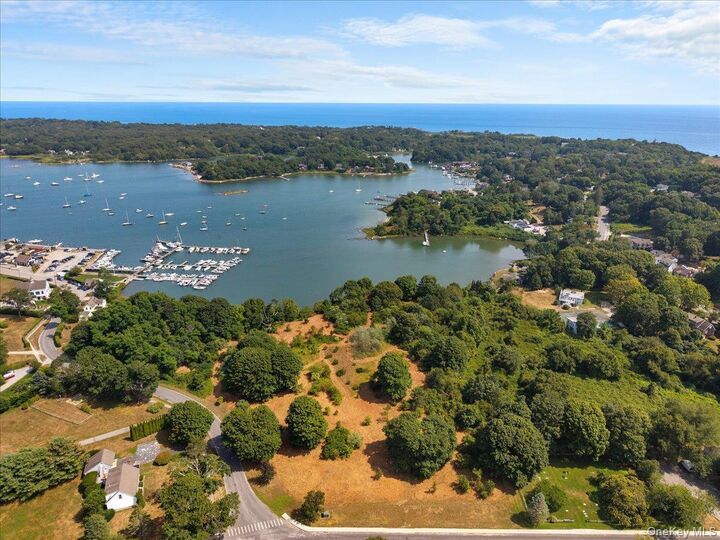 00 Central Avenue  Fishers Island NY 06390 photo