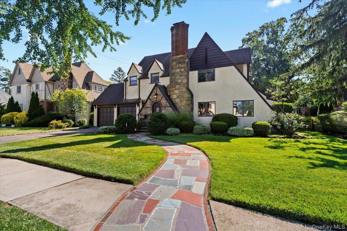 Property Photo: 247 Hollywood Avenue NY 10707