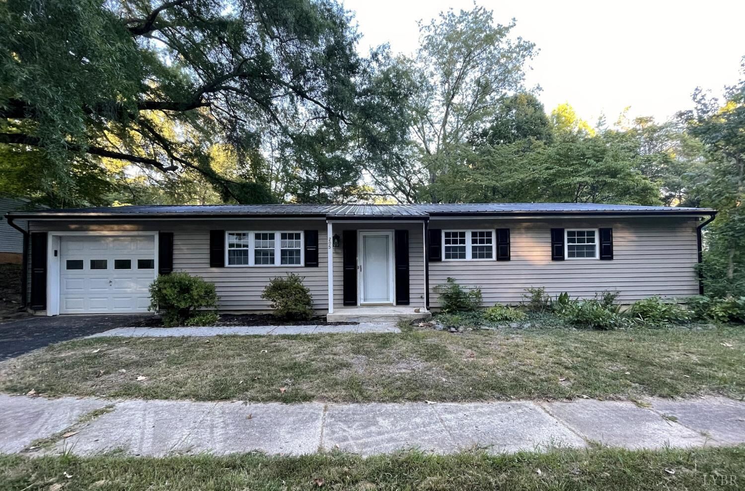 Property Photo:  205 Forestview Circle  VA 24523 