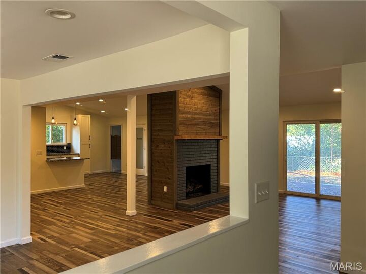1529 Tryon Drive  Creve Coeur MO 63146 photo