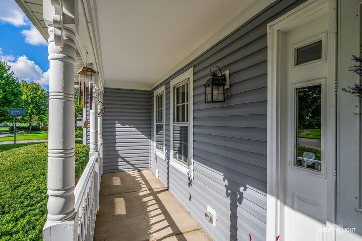 Property Photo:  309 Northampton Drive  IL 60543 