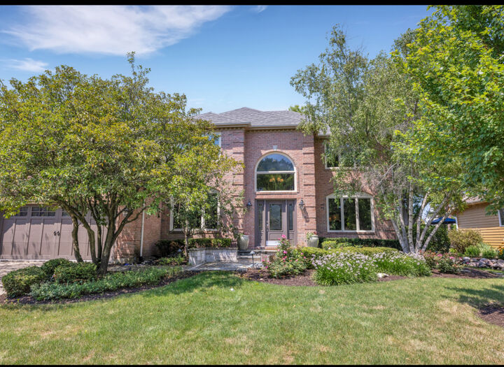1435 Monarch Circle  Naperville IL 60564 photo