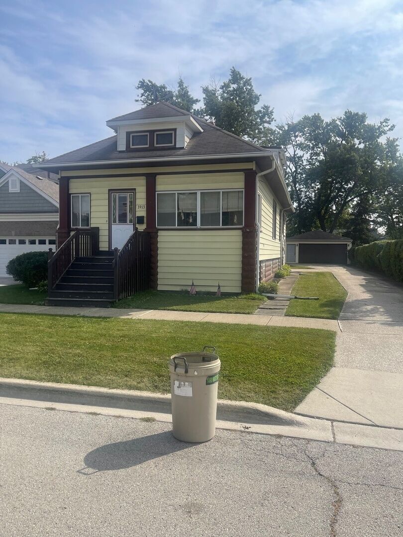 Property Photo:  3913 Grove Avenue  IL 60513 