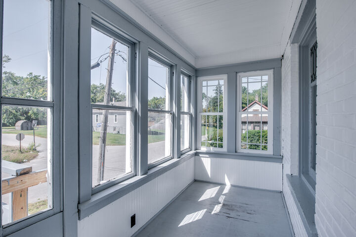 Property Photo: 830 Porter Street IL 60432