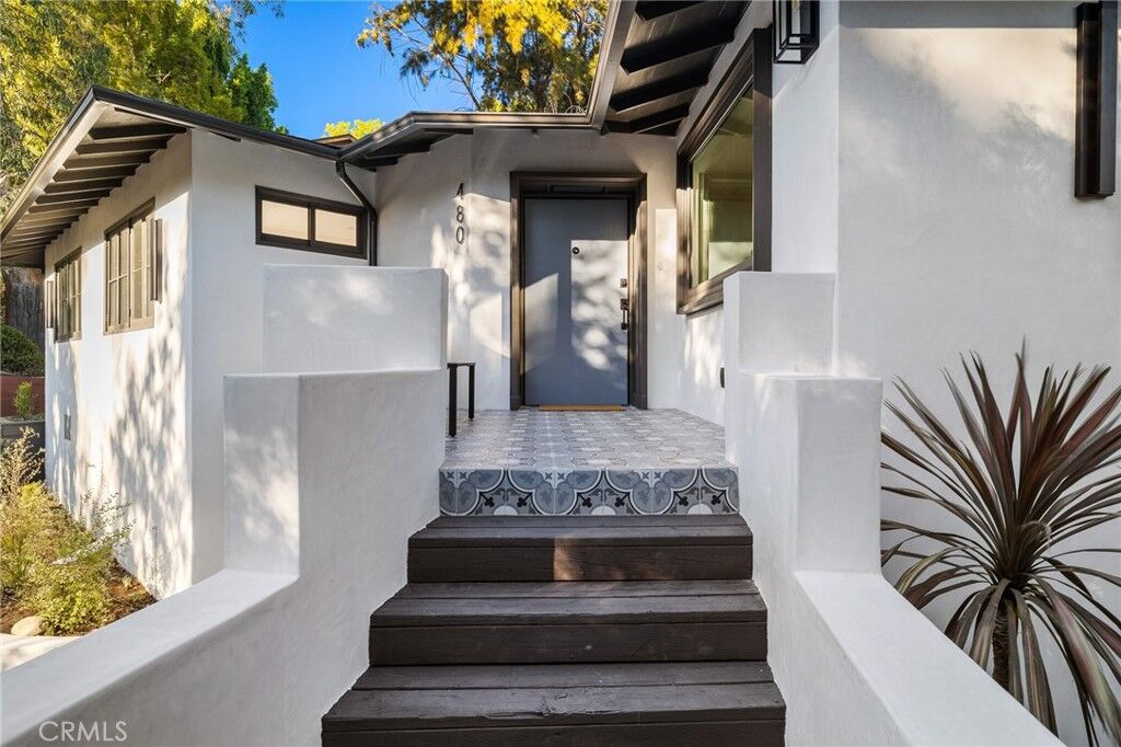 Property Photo: 480 Redwood Drive CA 91105