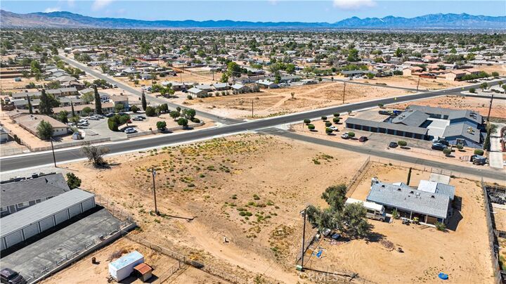 Property Photo:  13581 Yakima Road  CA 92307 