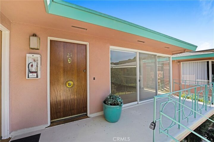 Property Photo:  1000 San Pasqual Street 21  CA 91106 