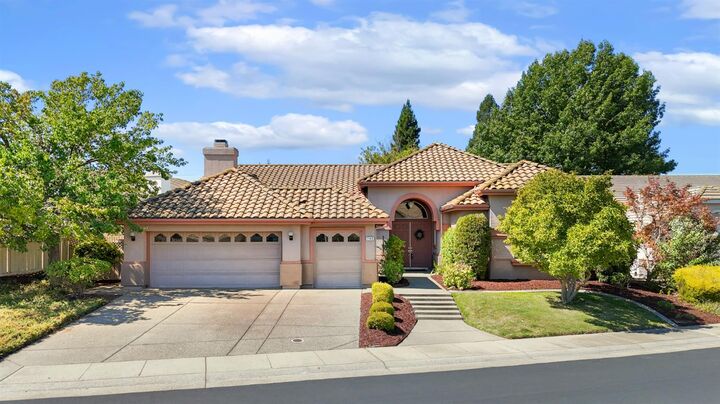 Property Photo:  7140 Kingbird Lane  CA 95747 