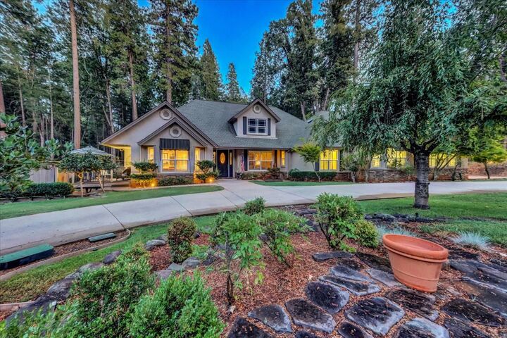13845 Golden Lily Court  Grass Valley CA 95945 photo