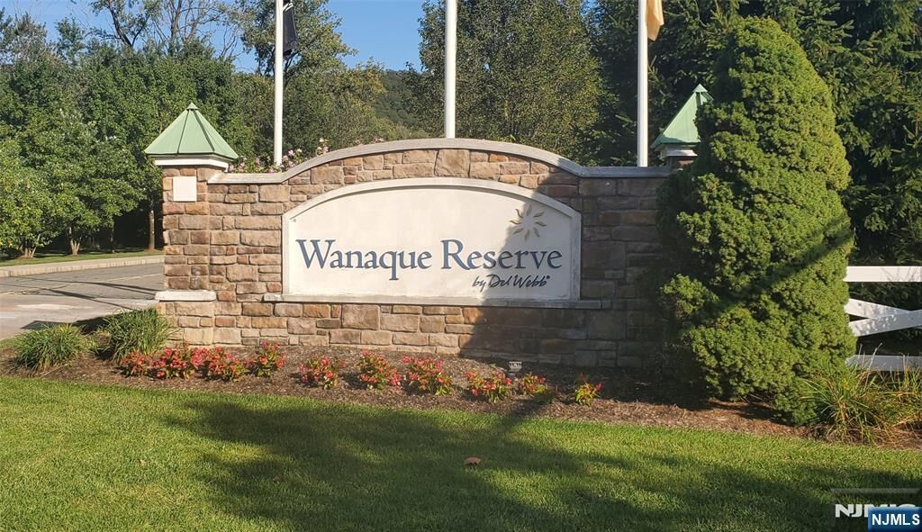 Property Photo:  7414 Warrens Way Deeded Parking  NJ 07465 