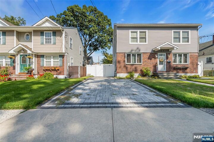 Property Photo:  123 18th Avenue  NJ 07407 