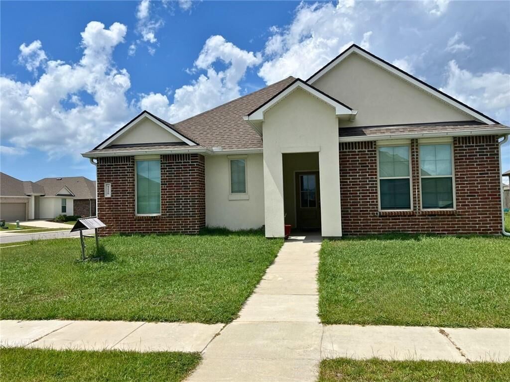 Property Photo:  5226 Summer Pecan Road  LA 70461 