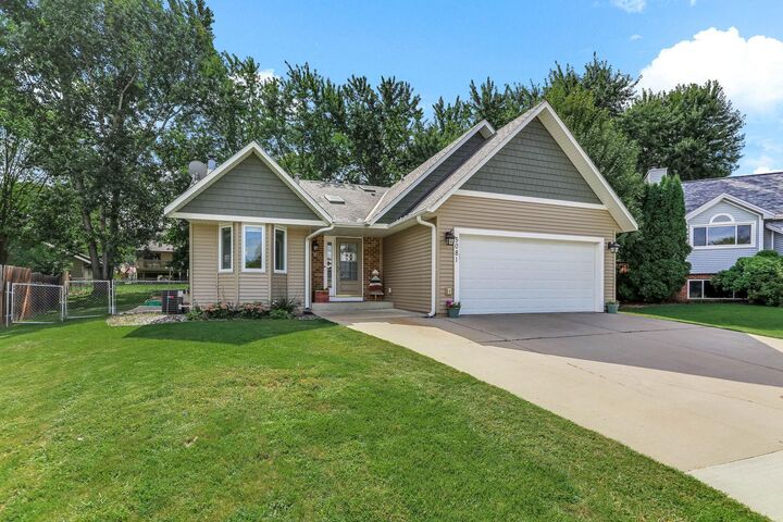 5081 143rd Circle  Savage MN 55378 photo