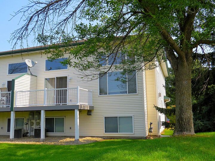 Property Photo:  9190 E Point Douglas Lane S  MN 55016 