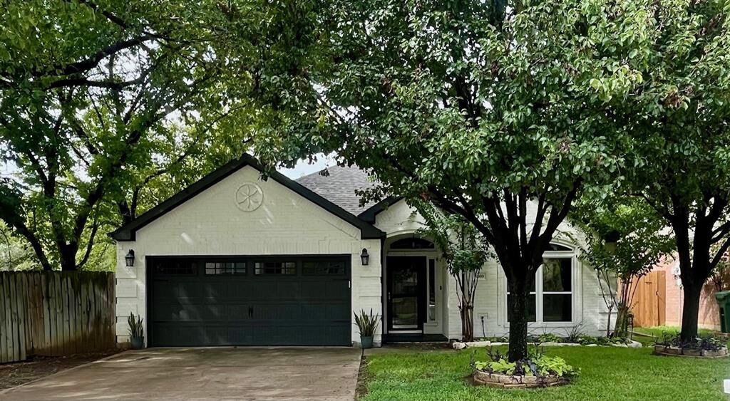 Property Photo:  8309 Odell Street  TX 76182 