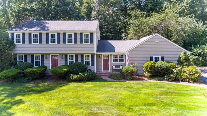 Property Photo:  9 Oak Ridge Drive  MA 02356 