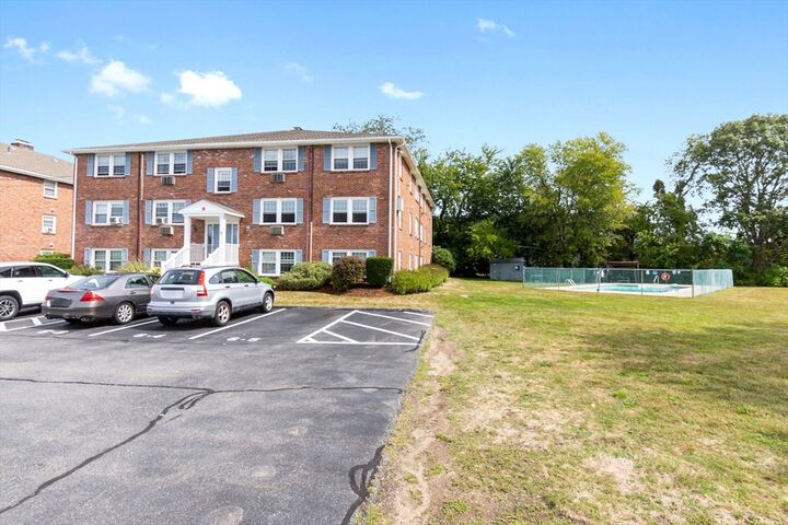 Property Photo:  6 McDewell Avenue 16  MA 01923 