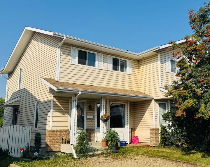 69 Kirsch Close  Red Deer AB T4P 3M6 photo