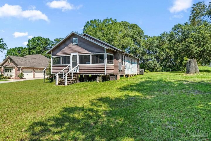 2436 Renfroe Rd  Pace FL 32571 photo