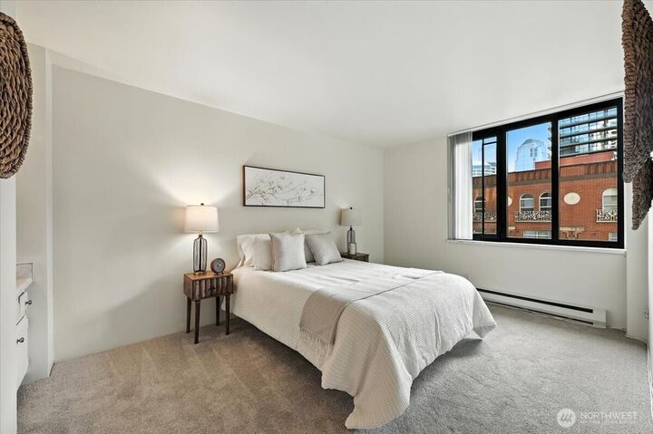 Property Photo:  2100  3rd Avenue 801  WA 98121 