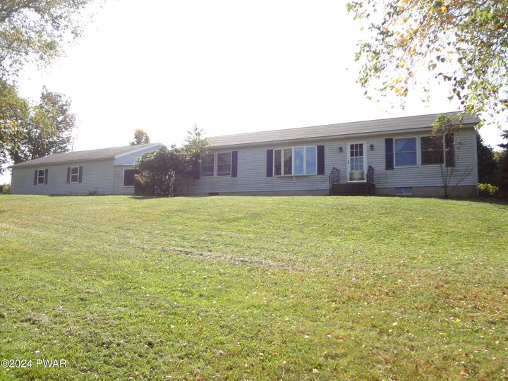 Property Photo:  108 Grace View Lane  PA 18426 