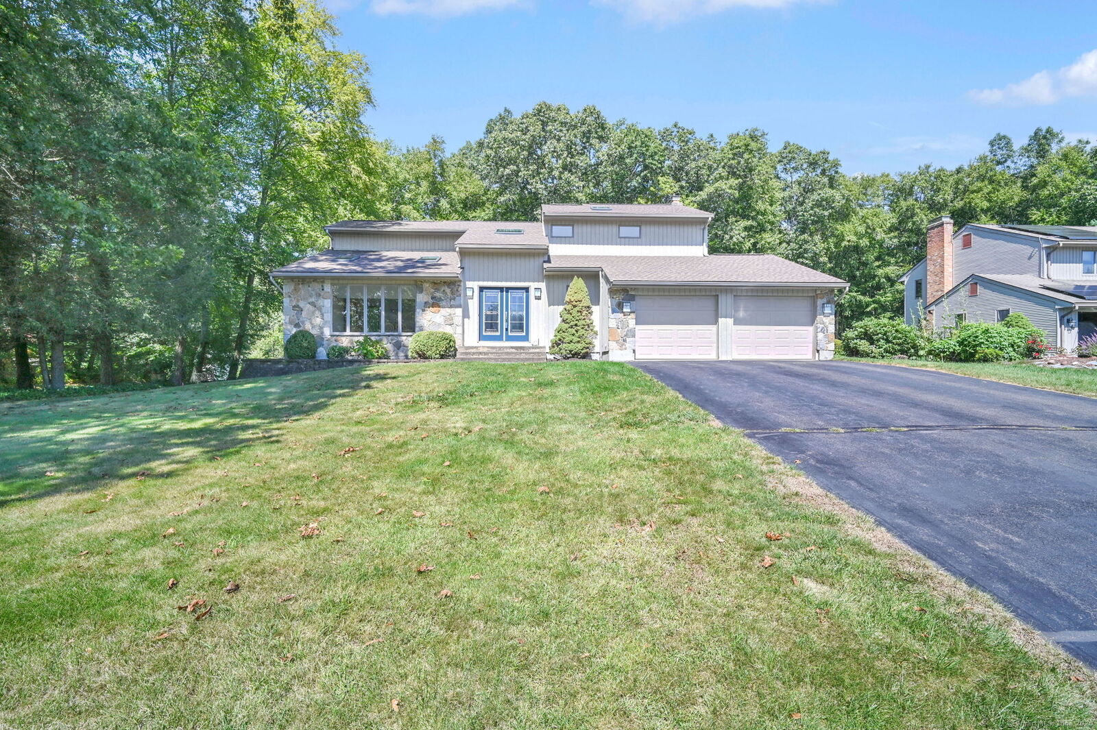 Property Photo: 7 Haystack Lane CT 06074