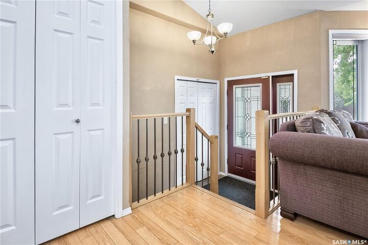 Photo de la propriété: 38 Longpre Crescent SK S6X 1C6