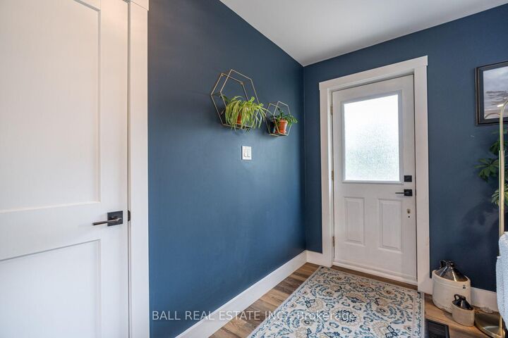 Property Photo:  39 Bishop Street  ON K0L 2H0 