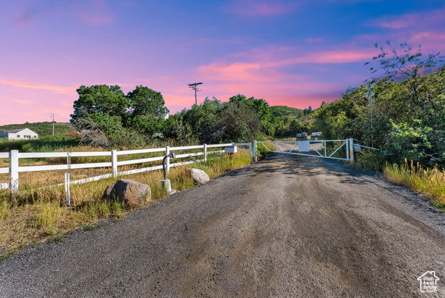 Property Photo: 5071 S Woodland Way 30-32 UT 84036