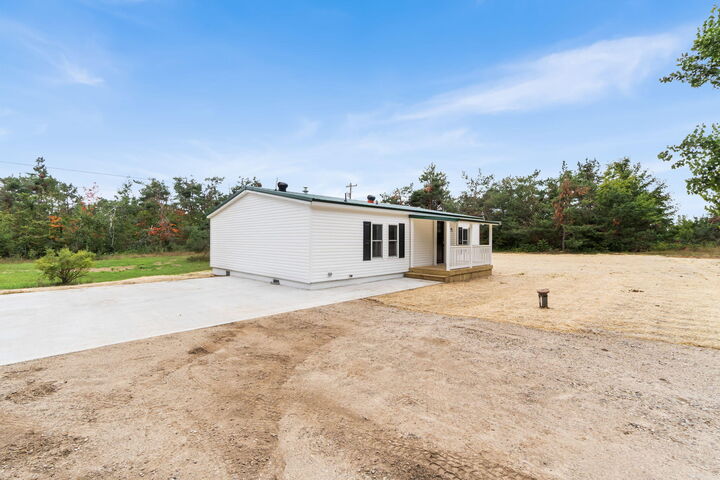 Property Photo: 8385 W M-32 Highway MI 49730