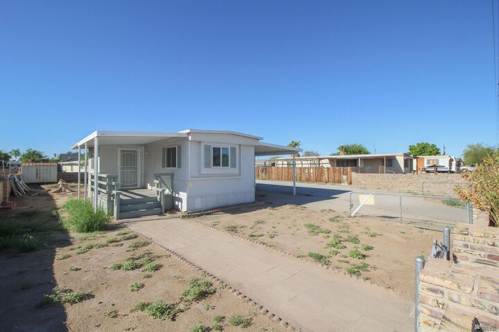 Property Photo: 9345 S Frontage Rd AZ 85365