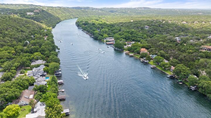 Property Photo:  3201 Rivercrest Drive  TX 78746 