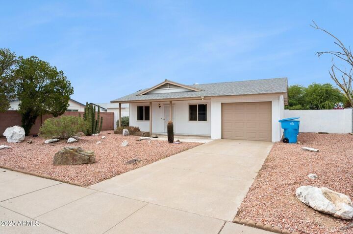 Property Photo: 12428 N 25th Place AZ 85032