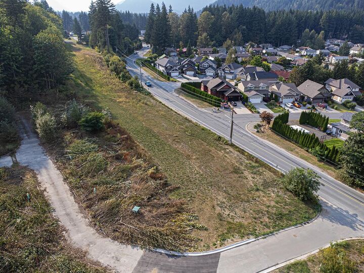 Property Photo: 66026 Kawkawa Lake Road 7 BC V0X 1L1