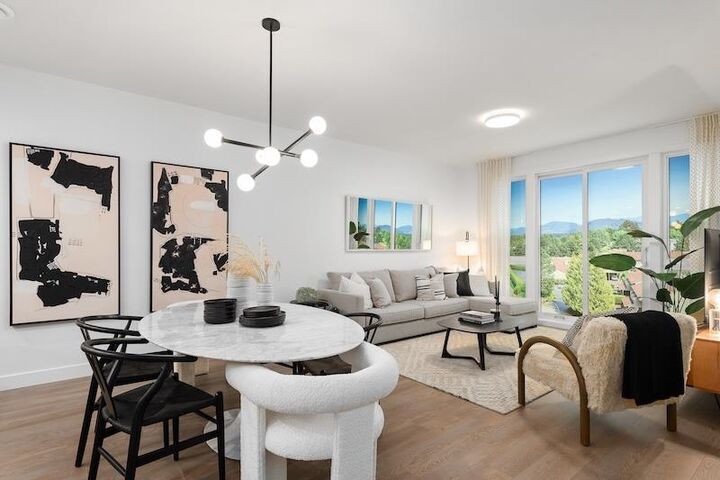 Property Photo: 32831 Ventura Avenue 202 BC V0V 0V0
