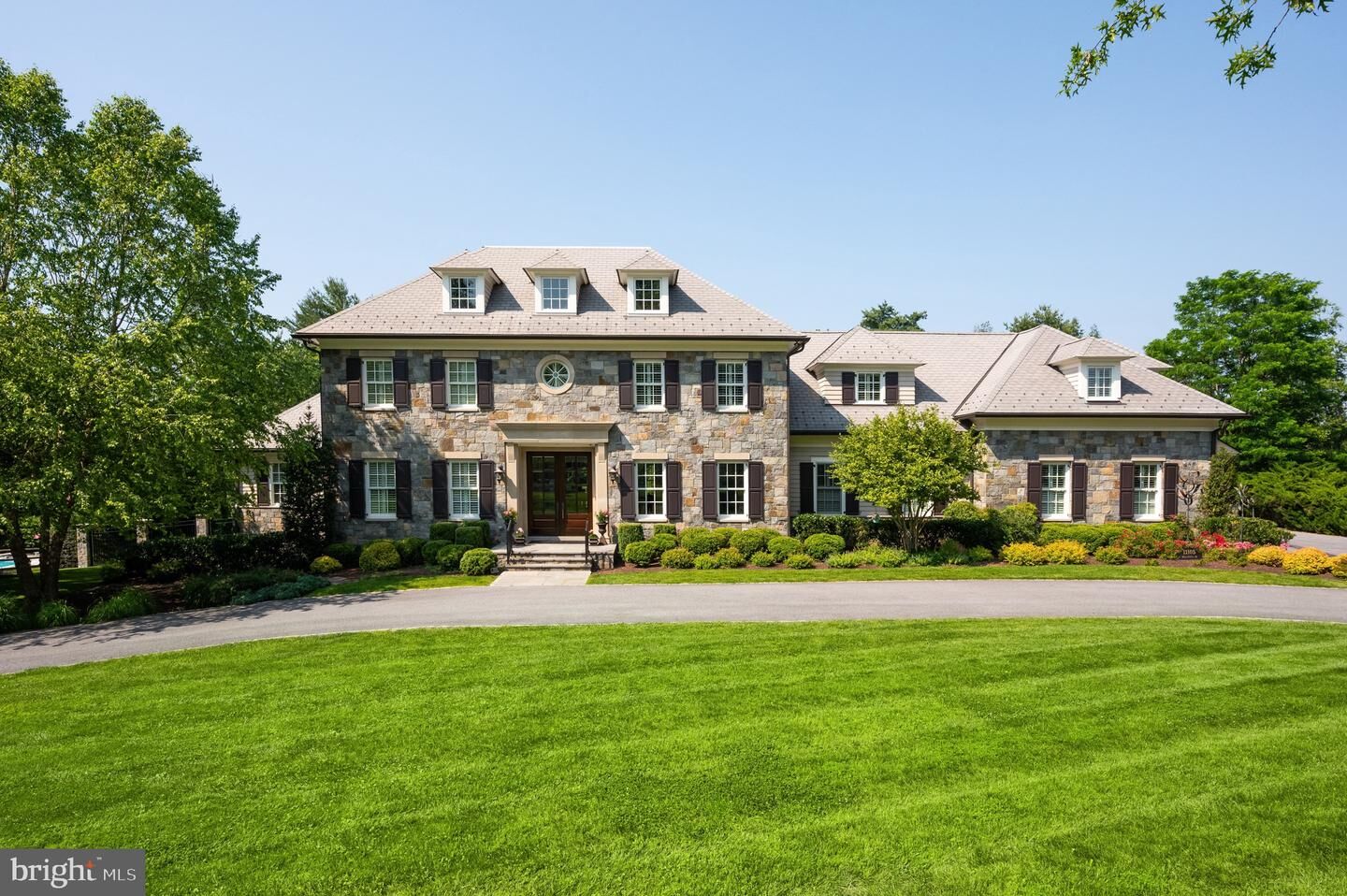 Property Photo:  11105 Bellavista Drive  MD 20854