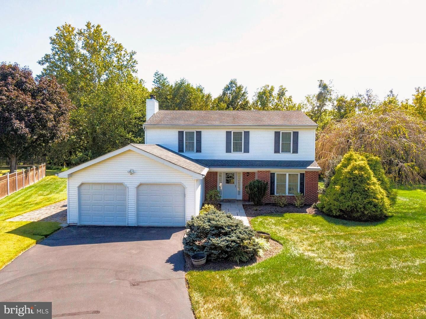 Property Photo:  13 S Lancaster Lane  PA 18940 
