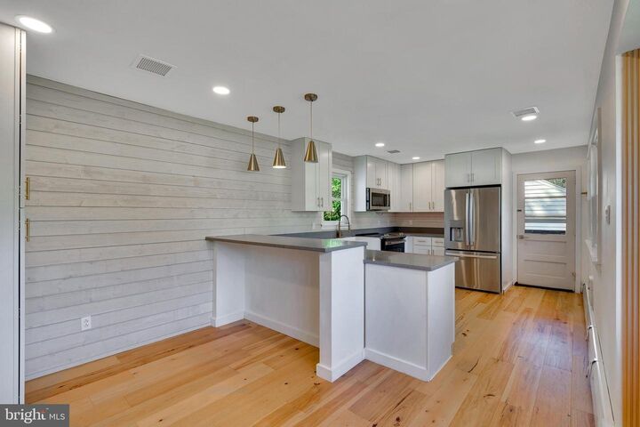 Property Photo:  18 Lawrence Road  PA 19403 