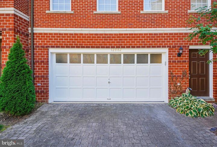 Property Photo: 12082 Chancery Station Circle VA 20190