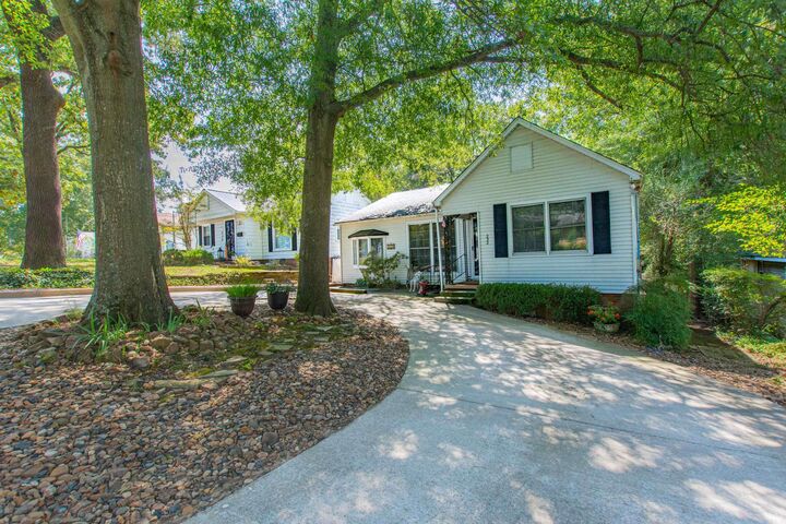 Property Photo:  232 E F Avenue  AR 72116 