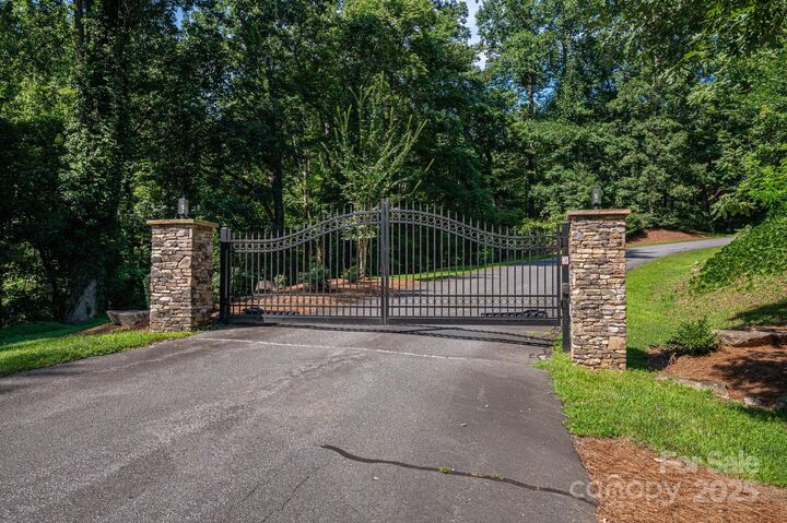Property Photo:  Lot 2D Highland Drive  NC 28746 