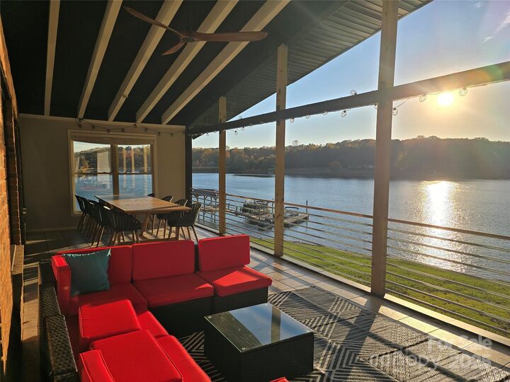 Property Photo: 4159 Todd Street NC 28673