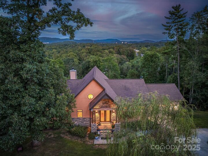 18 Timber Moss Drive  Asheville NC 28804 photo