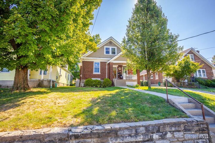Property Photo:  5318 Fenwick Avenue  OH 45212 