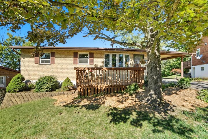 Property Photo:  109 Calico Court  OH 45215 