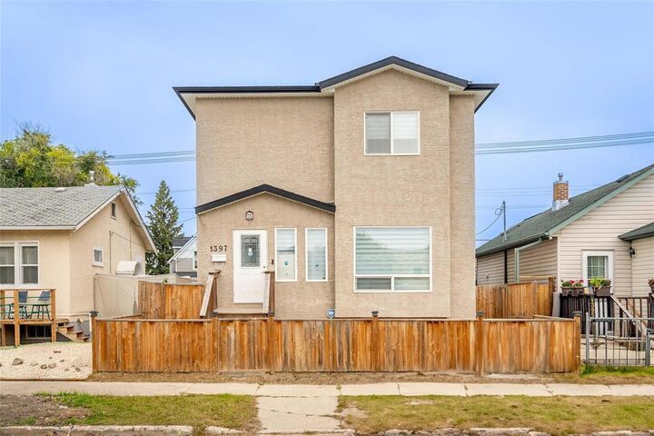 1397 Pacific Avenue West  Winnipeg MB R3E 1G8 photo