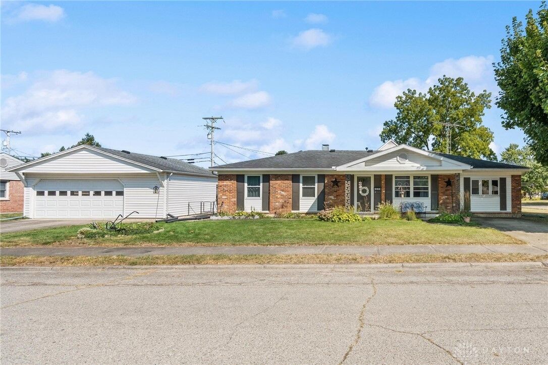 Property Photo: 429 Forrest Lane OH 45373