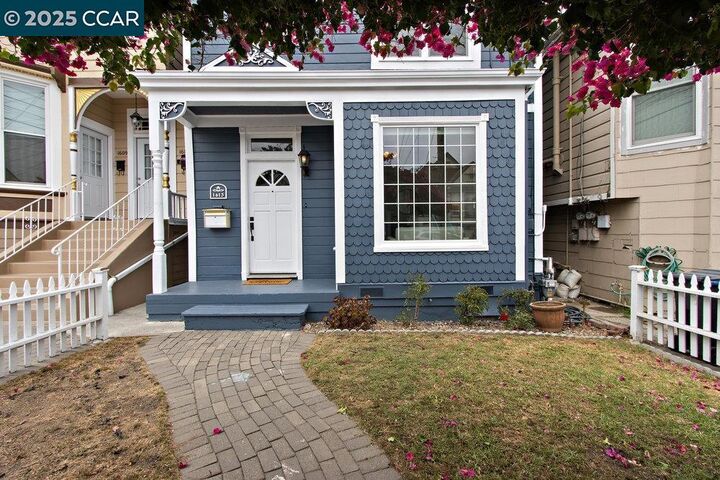 Property Photo: 1613 Stanton St CA 94501